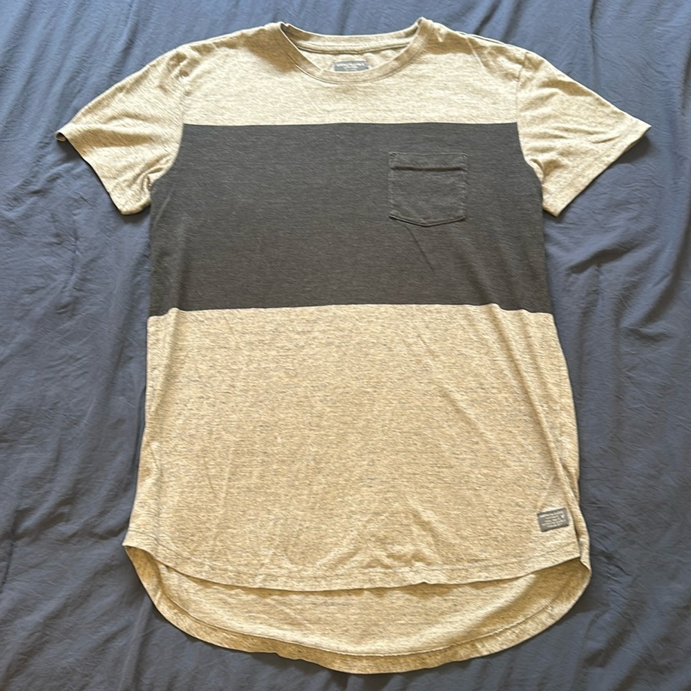 American Eagle T-Shirt | Stylish Scoop Fit